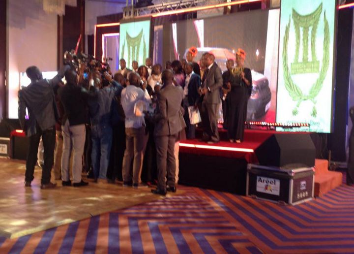 Jérôme Kouakou de Radio Man, sacré meilleur journaliste de Côte d’Ivoire au titre de l’année 2015