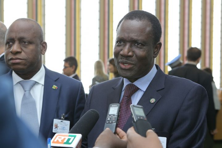 Le Président de la République, SEM Alassane OUATTARA, échange avec le Président de la Commission de la CEDEAO, M. Désiré Kadré OUEDRAOGO