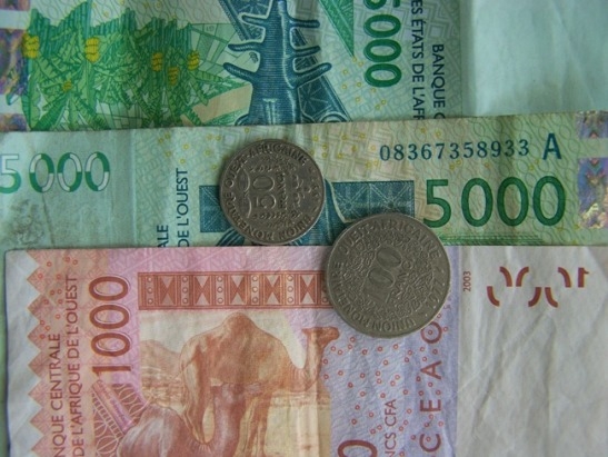 Comment changer la Côte d`Ivoire en profondeur : Pour l`éditorialiste ivoirien Venance Konan, le salut de son pays passe par une évolution des mentalités et du rapport à l`argent