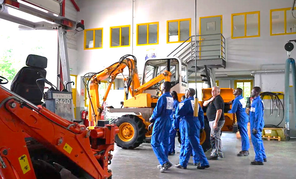 École de la Deuxième Chance : une réponse à la problématique de l’insertion professionnelle des jeunes