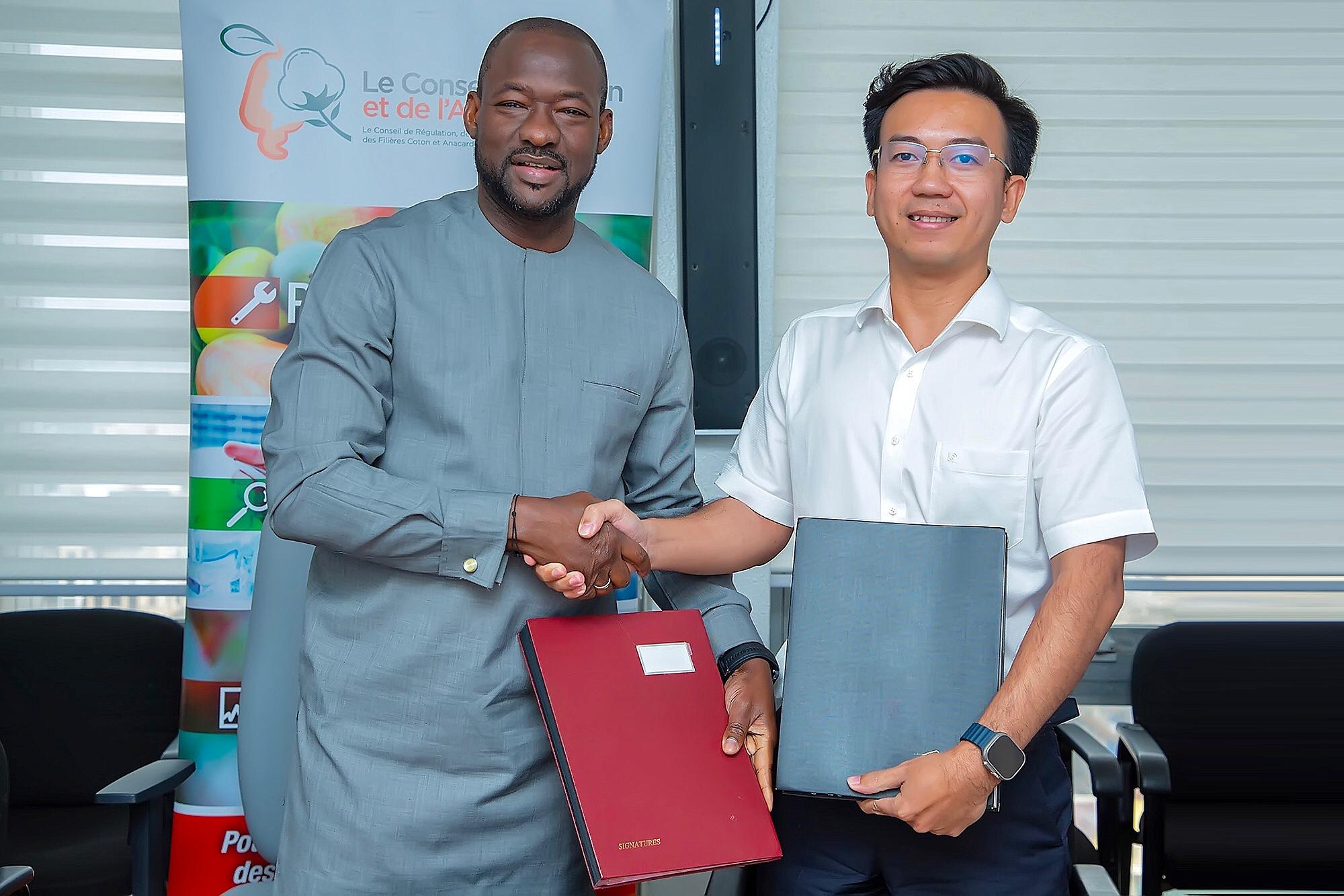 Économie: Le Conseil du Coton et de l’Anacarde s’allie à CMV pour dynamiser l’industrialisation de la filière anacarde