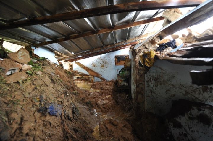 Pluies diluviennes: 2 morts dans un glissement de terrain à Abidjan