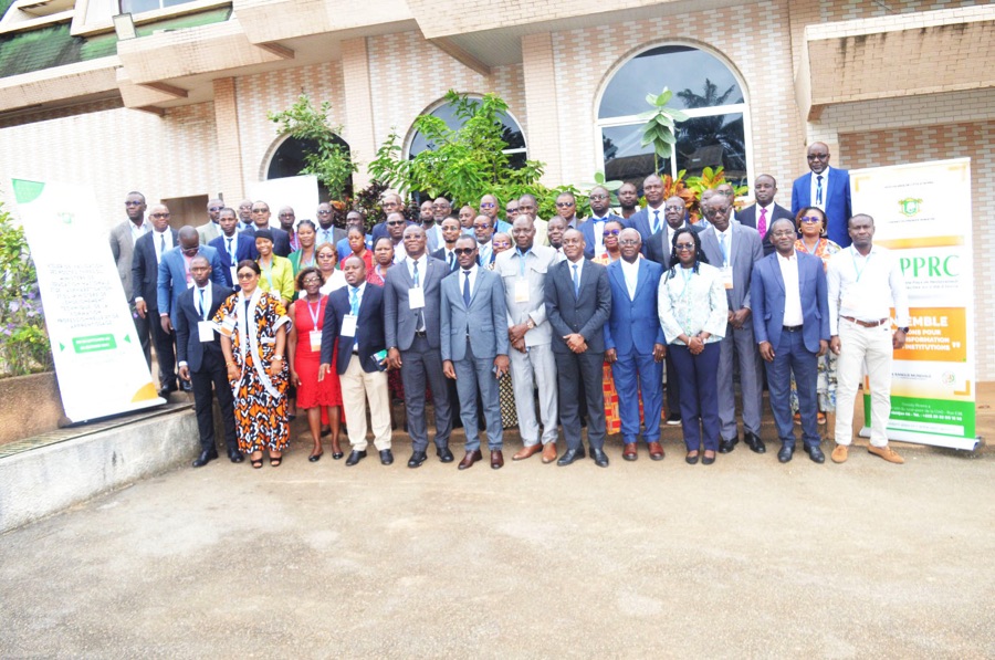 Secteur Education/Formation : la validation des postes-type identifiés pour l’élaboration des référentiels des emplois et des compétences (REC) au centre d'un atelier