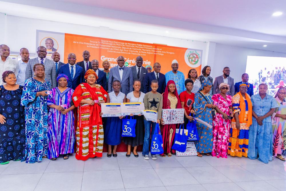 Éducation : l’ONG Agir pour Treichville offre des kits scolaires et lance un prix d’excellence