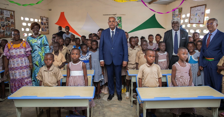 Éducation nationale/ rentrée scolaire 2023-2024 : le Premier Ministre Patrick Achi lance officiellement la distribution de 3 769 663 kits scolaires pour 7,7 milliards FCFA