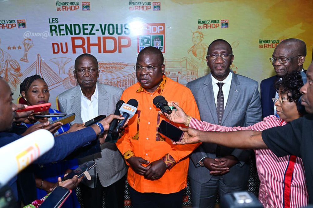 Élections présidentielles 2025 : Les cadres RHDP du Grand Centre unis se mobilisent à Abidjan