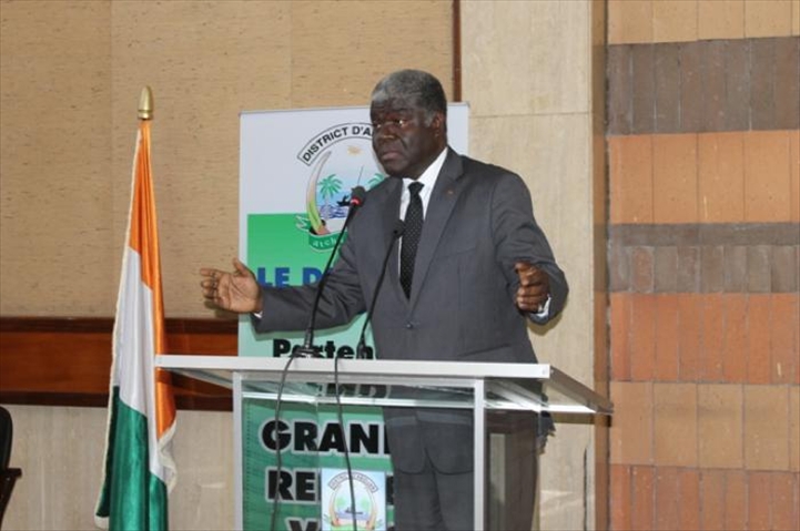 Emergence en 2020 : Mambé « vend » la Côte d’Ivoire à des opérateurs brésiliens