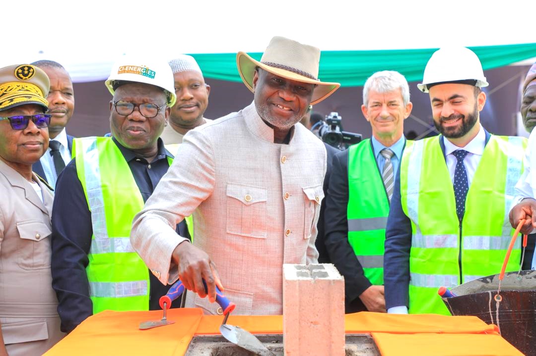 Énergies renouvelables : le ministre Sangafowa-Coulibaly pose la première pierre d'une centrale solaire photovoltaïque d'une capacité de 52 Mégawatts