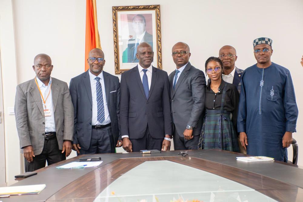 Enseignement supérieur et Recherche scientifique : le ministre Adama Diawara encourage ses lauréats du Prix National d’excellence 2025 à demeurer au sommet