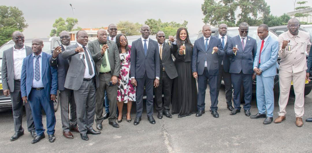 Enseignement supérieur et Recherche scientifique : les membres du Cabinet et les directeurs de l'administration centrale dotés de 27 véhicules