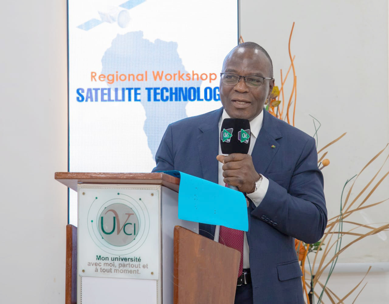 Enseignement supérieur : l'Université virtuelle de Côte d'Ivoire renforce les capacités d'ingénierie dans la conception de microsatellites des jeunes chercheurs