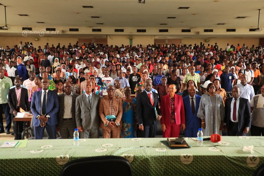 Rentrée académique 2025-2026 de l'UNA: Les étudiants invités à la discipline et à l'excellence dans leur parcours d'intégration