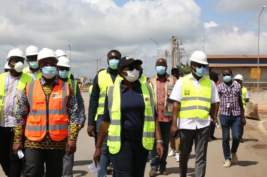 Entretien routier : La Directrice générale par intérim du FER soulage les fournisseurs de la société avant les fêtes
