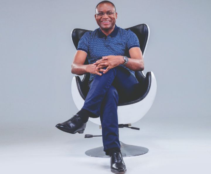 Revue de presse : Le ministre Sidi Touré en couverture d’Esprit Magazine 25