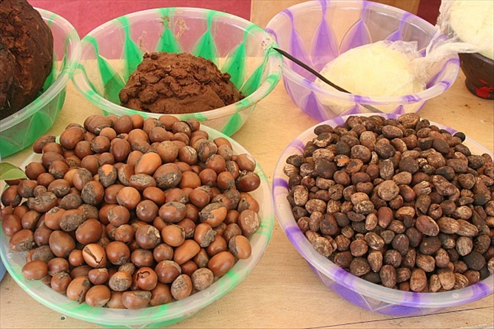Les produits dérivés du karité exposés à Boundiali