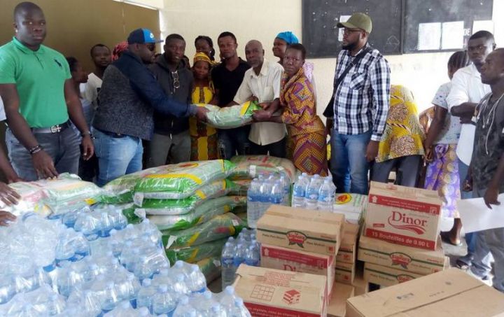 L’International ivoirien Max Gradel apporte son soutien à des sinistrés des inondations de Cocody