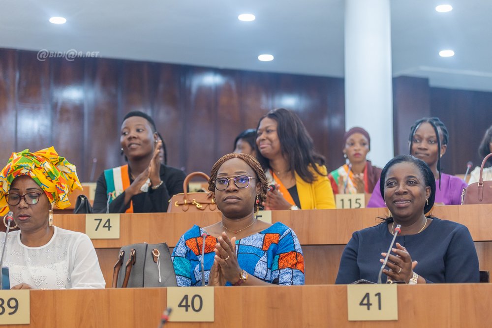 Femmes et politique : Le Conseil national des droits de l'homme en immersion au cœur de l'Assemblée nationale