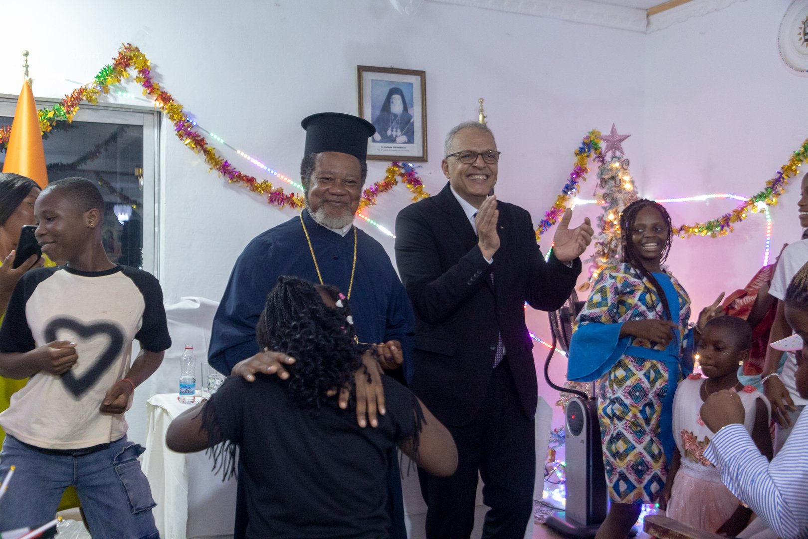 Fête de fin d'année: l’Ambassade de Palestine offre des moments de joie à plus de 300 enfants à Abidjan