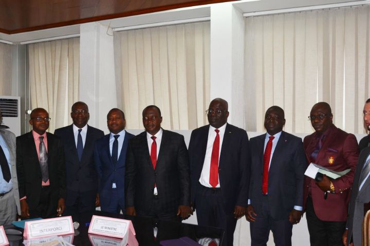 Financement de la filière porcine : Les banques s’engagent aux côtés du ministère des Ressources Animales et Halieutiques à soutenir le secteur