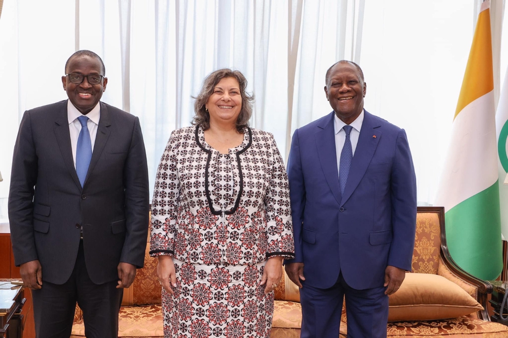 Fin de mission de l’ambassadeur néerlandais, S.E. Mme Daoud Yvette Soraya : le Président Alassane Ouattara salue sa contribution au renforcement des relations d’amitié et de coopération entre les deux pays