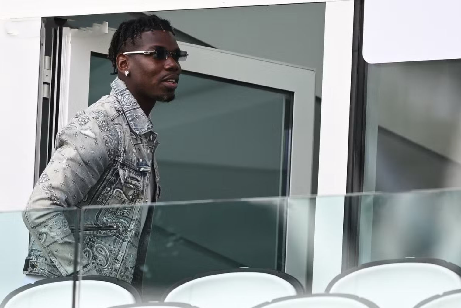 Fin de suspension pour Paul Pogba qui revoit la lumière