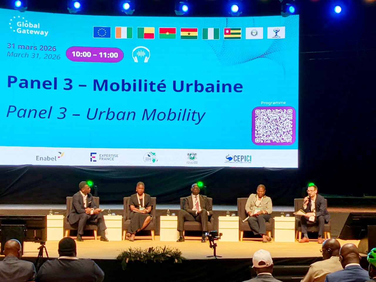 Forum international d’affaires sur les corridors stratégiques : les principaux piliers de l’amélioration de la mobilité urbaine présentés