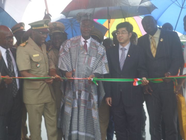 Lutte contre le terrorisme, fraude sur le transit,…: Voici les bénéfices du nouveau scanner du bureau des Douanes de Ouangolodougou