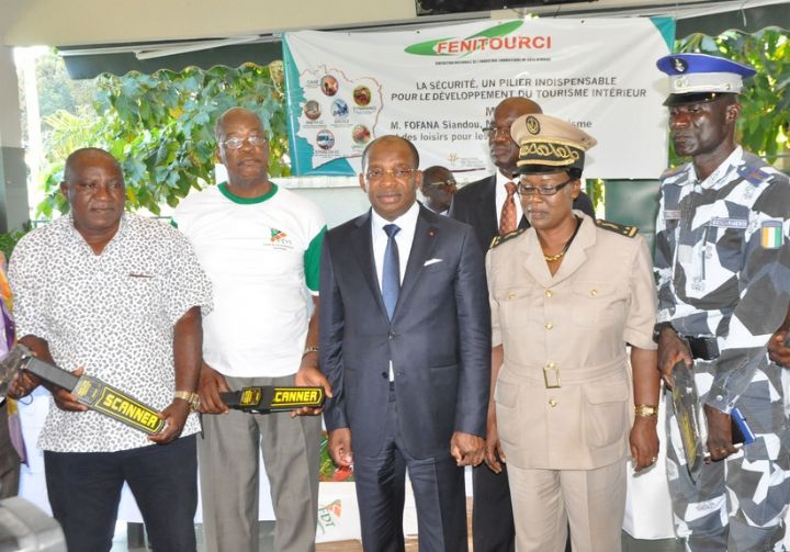 Tourisme : Des kits sécuritaires remis aux établissements touristiques dans le N`Zi