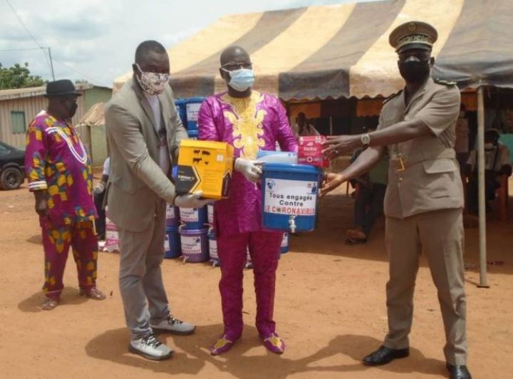 Covid 19 : La fondation Gouati soulage les populations de Gadouan