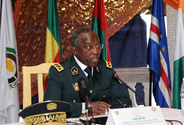 Des chefs militaires ouest-africains préparent l`envoi d`une force au Mali