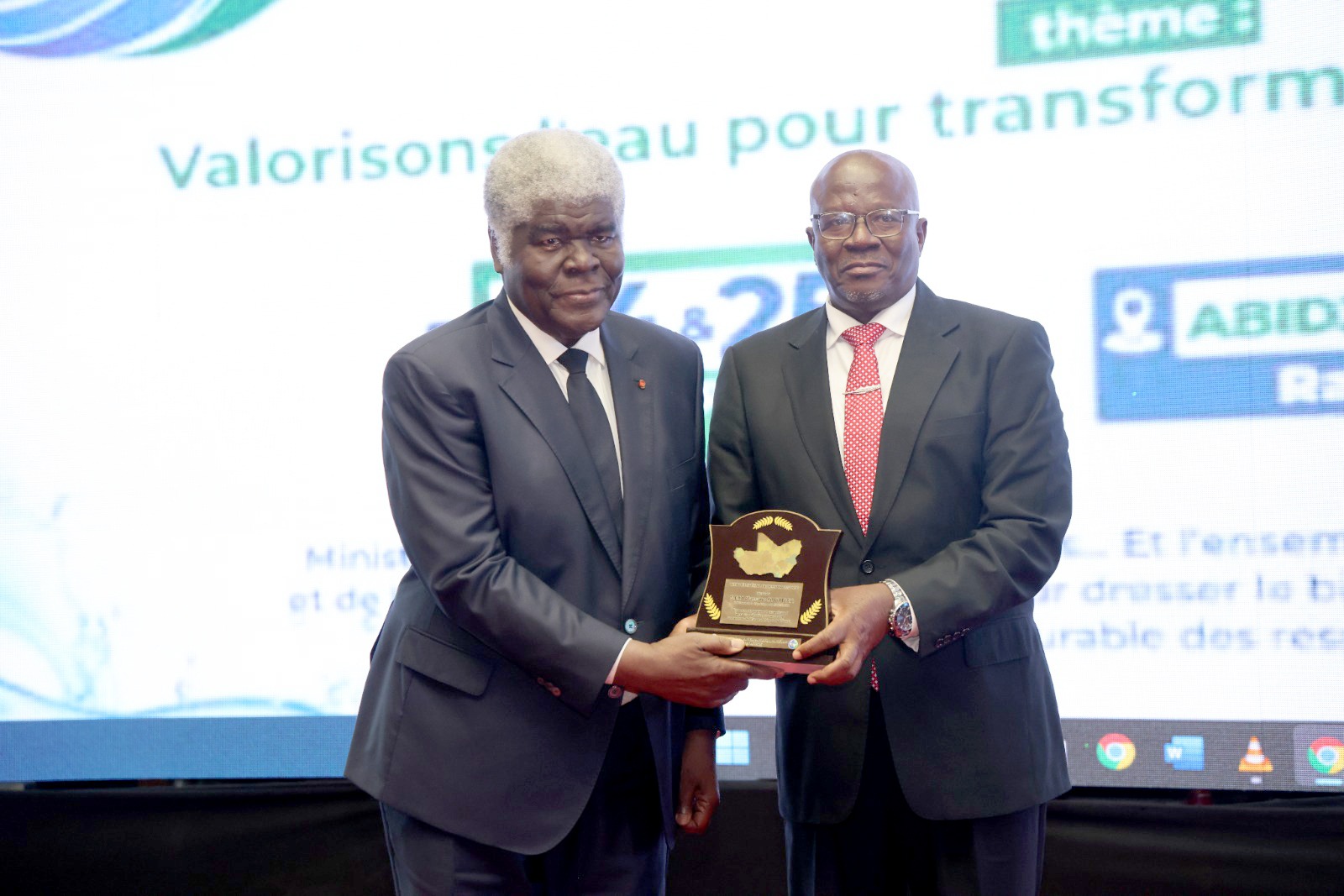 Gestion de l’eau : le Premier Ministre Robert Beugré Mambé appelle au renforcement de la coopération des pays d’Afrique de l’Ouest