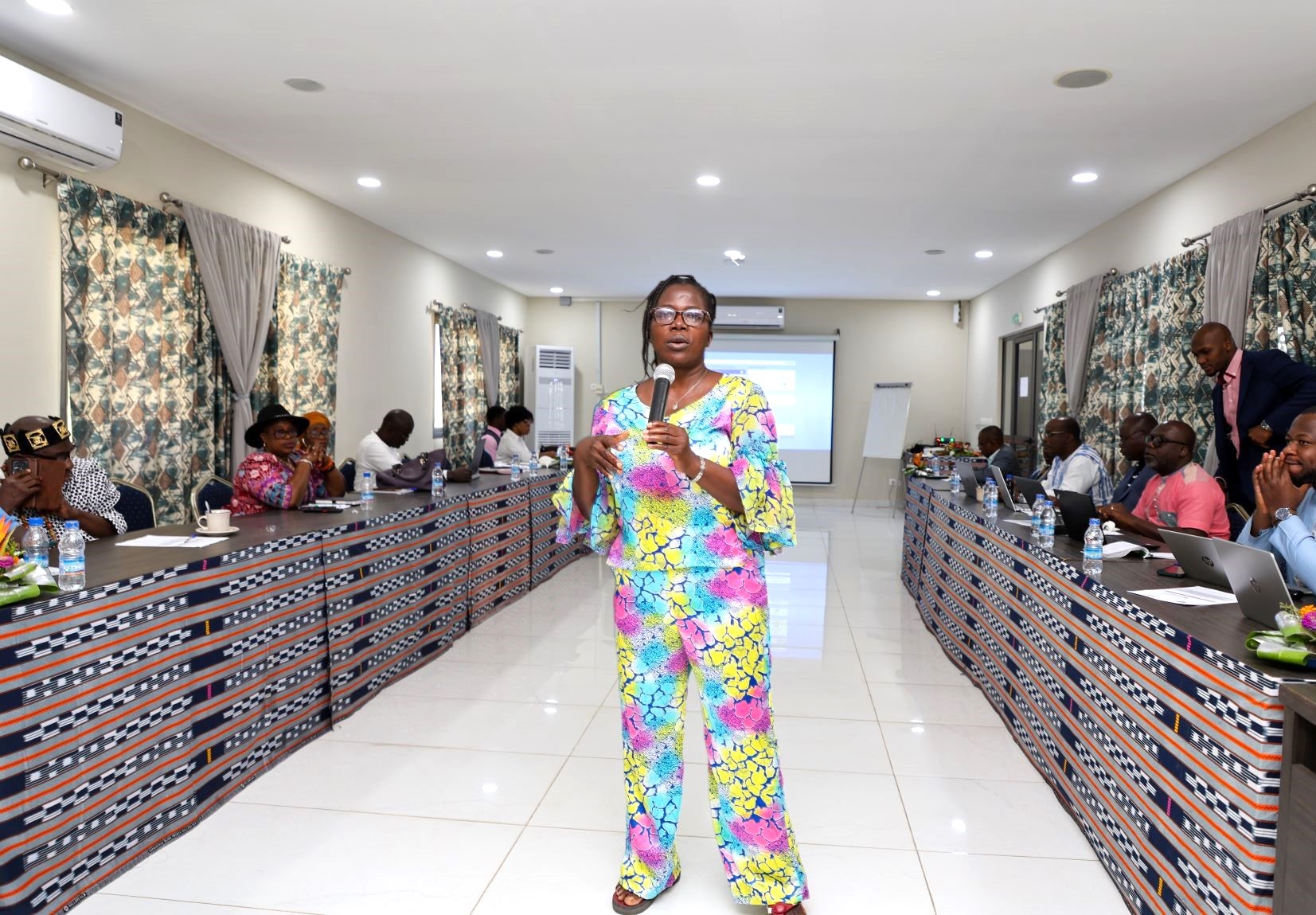 Gestion des plaintes dans le cadre de la sauvegarde sociale du PA-PSGOUV : un atelier de revue du document de mécanisme ouvert à Yamoussoukro