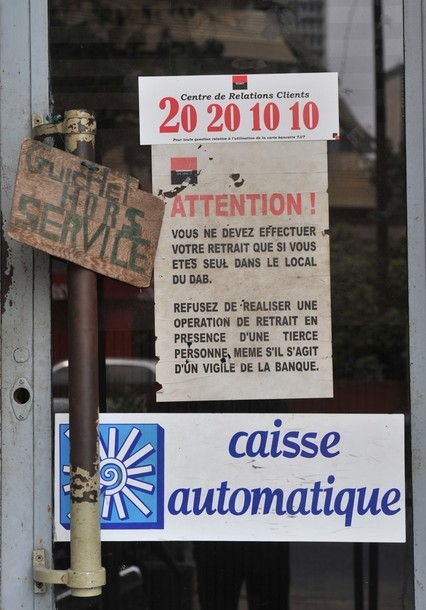 Fermeture abusive des banques / Les victimes passent à l’offensive