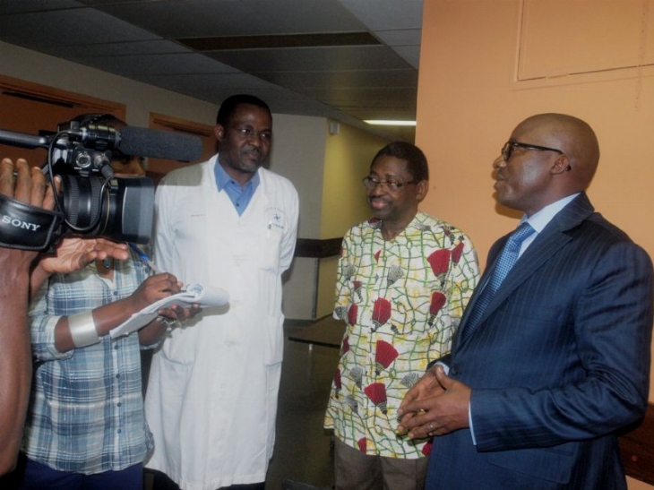Visite : Gnénéma Mamadou Coulibaly au chevet de Christine Adjobi