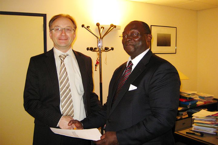 La BCEAO et l’INSEE signent une convention-cadre de coopération