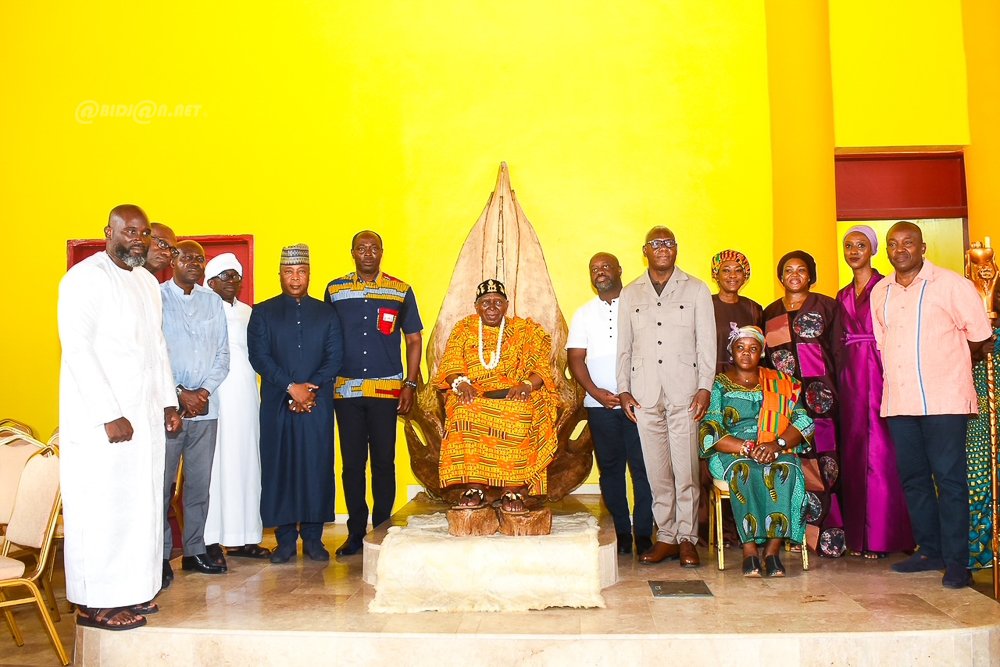 Grand-Bassam : des Administrateurs de Société chez le Roi des N’ZIMA