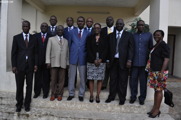 Médias: Les Membres du Collège de la Haute Autorité de la Communication Audiovisuelle  tiennent leur première rencontre