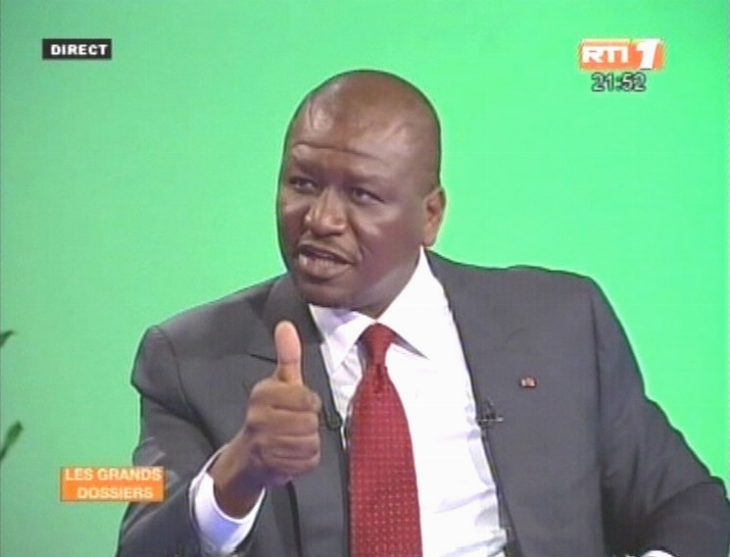 Tentatives de déstabilisation du pays par Aboisso :   Hamed Bakayoko aux populations de Krindjabo : “C’est le développement de votre région qui est en jeu”