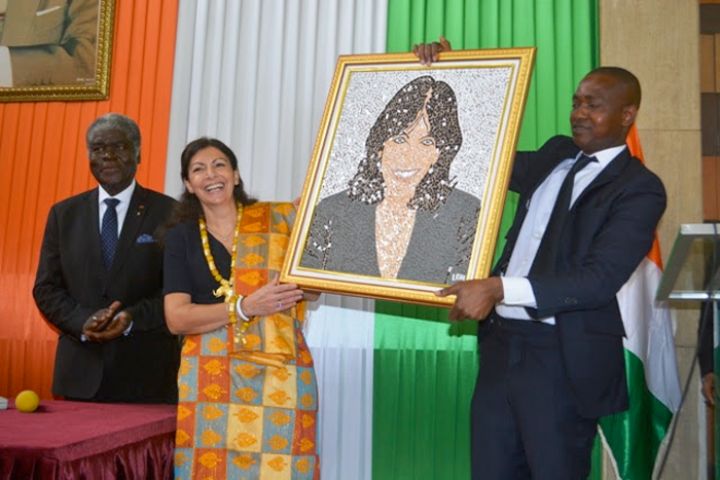 Le Maire de Paris Anne Hidalgo faite ‘’Citoyenne d’honneur’’ de la ville d’Abidjan