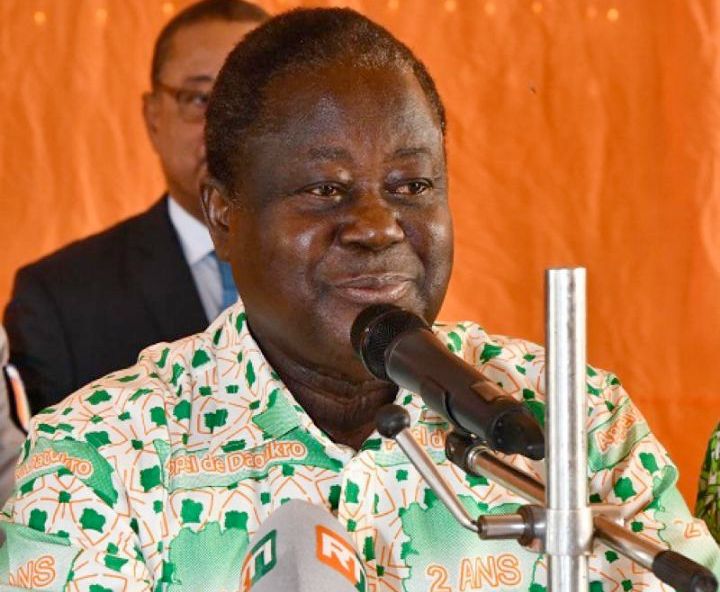 Bédié félicite les organisateurs du meeting de son parti en son honneur à Yamoussoukro