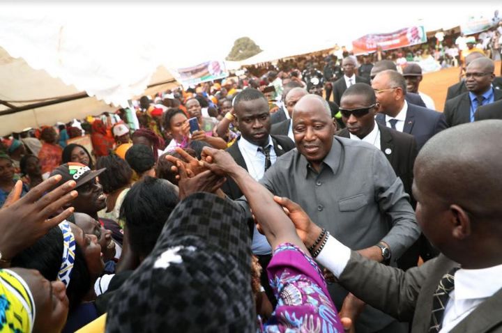 Hommage à ADO dans le Goh, visite de travail à Man…: Le Premier Ministre Amadou Gon et le peuple forment un