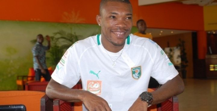 Football / Projet Aspire Football Dreams : Serey Dié encourage les Enfants d’Isp