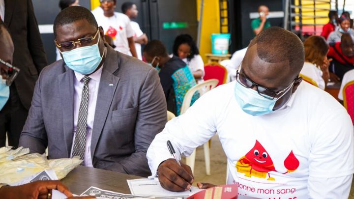 Face à la pénurie de sang, CREDIT ACCESS se mobilise