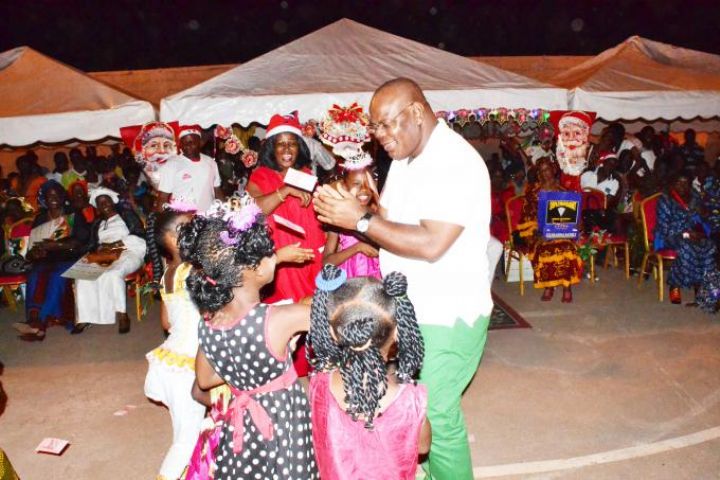 San-Pedro : le Député maire Boueka Nabo Clément donne le sourire à plus 2000 Enfants