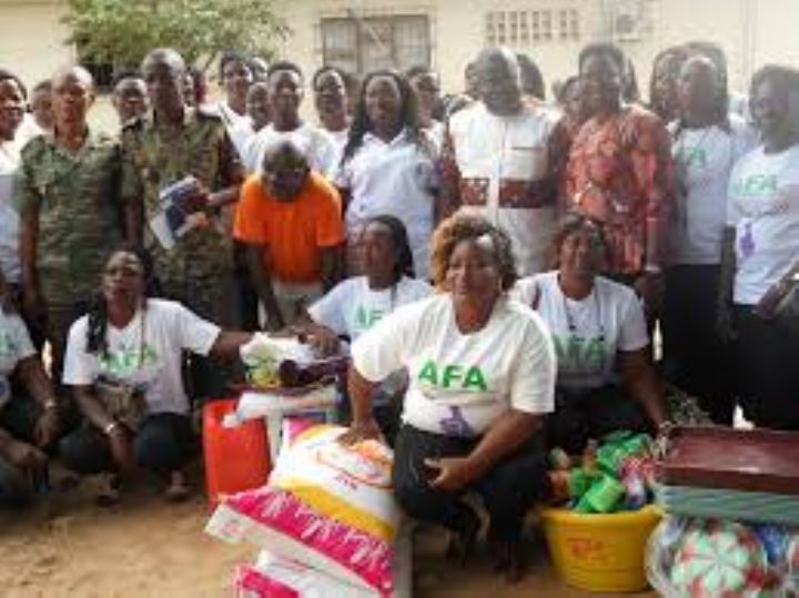 L’AFA offre des vivres et non vivres aux pensionnaires de la prison de Bouaflé