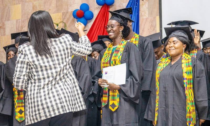 Industrie de l’hôtellerie : 55 nouveaux diplômés reçoivent leurs parchemins