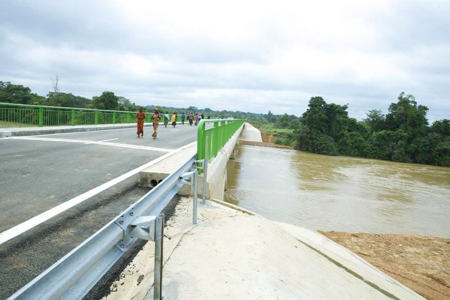 Infrastructure : le pont de Bassawa-Sérébou, facteur de développement de la qualité des échanges entre le Nord-est et le Centre du pays
