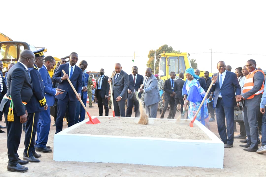 Infrastructure routière : Le Vice-président de la République, Tiémoko Meyliet Koné, lance les travaux de construction de la route Niakara-Tortiya, longue de 53 km