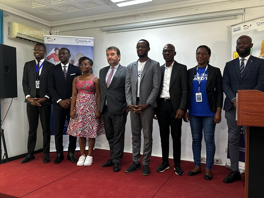 Insertion des jeunes en Côte d'Ivoire Social Change Factory et Invest for Jobs conjuguent leurs