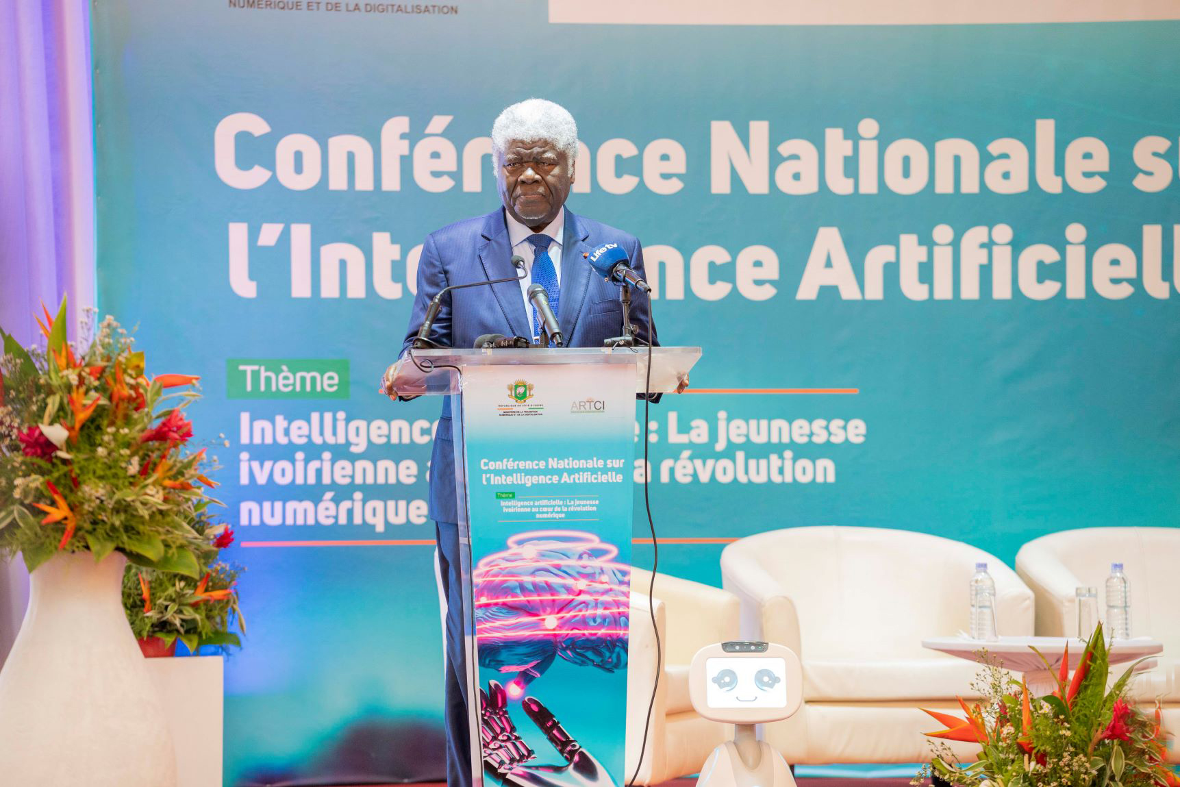 Intelligence artificielle : le Premier Ministre, Robert Beugré Mambé, exhorte la jeunesse à s'y intéresser pour faire de la Côte d'Ivoire une championne en Afrique
